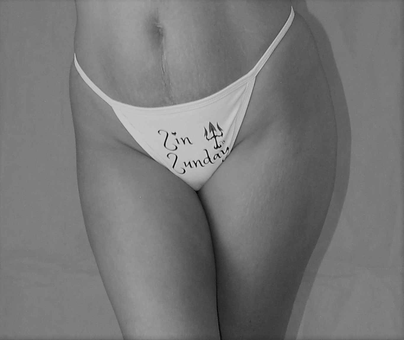 Sin Sunday Ladies G-String/Thong